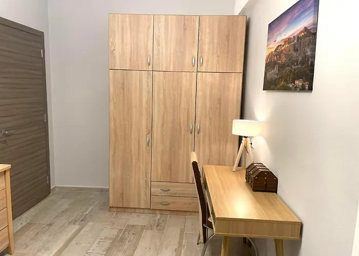 Nikolas Apartment